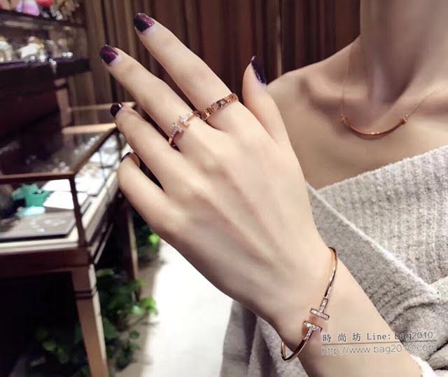 Tiffany純銀飾品 蒂芙尼女士專櫃爆款純銀笑臉雙T開口戒指 Tiffany  zgt1795